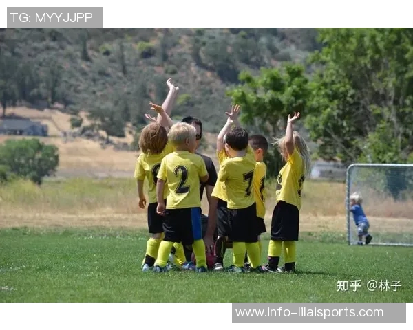 足球特长生的成长之路：从校园到职业的梦想与挑战